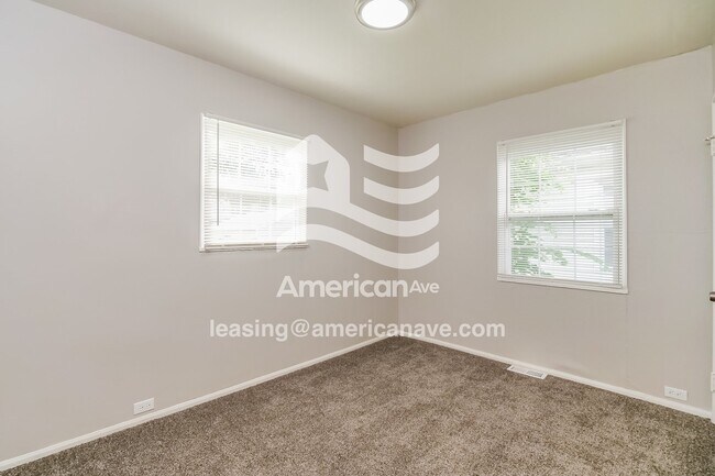 Building Photo - 2710 Fletcher St