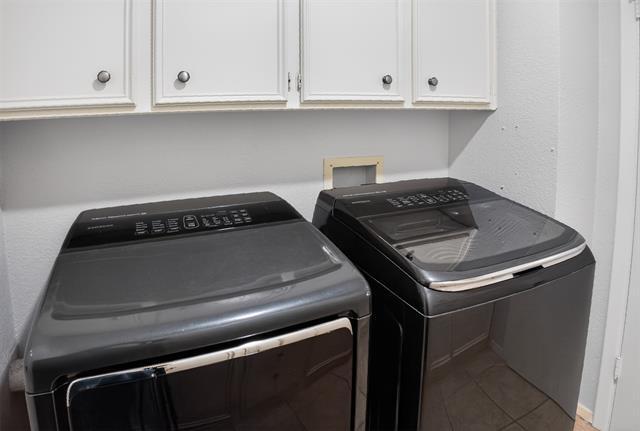 Building Photo - 6425 Heidelburg Ct