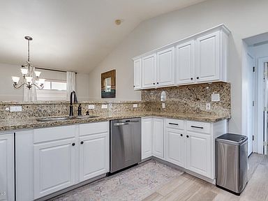 Building Photo - 4835 E Piccadilly Rd