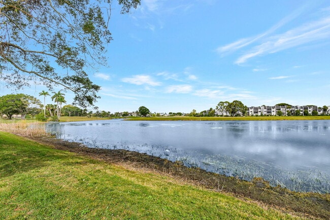 Building Photo - 4822 Esedra Ct