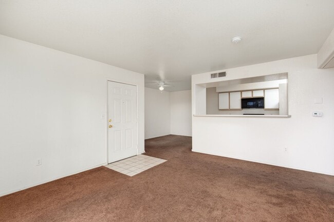 Building Photo - First floor one bedroom in gated Silverado Rach community