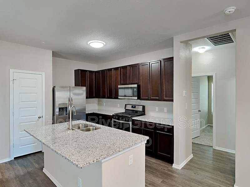 Building Photo - 13541 Lily Ln
