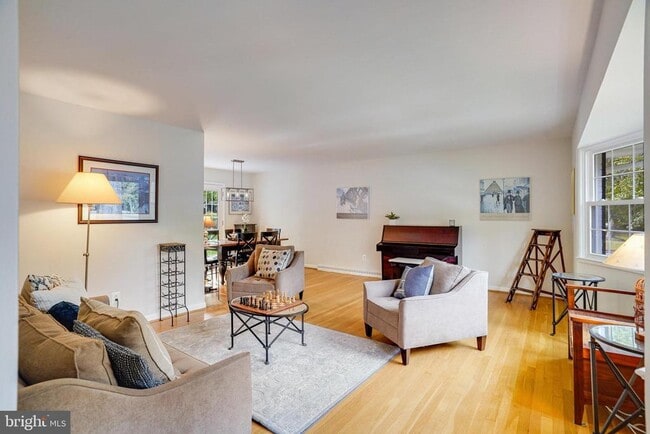 Building Photo - 3300 Prince William Dr