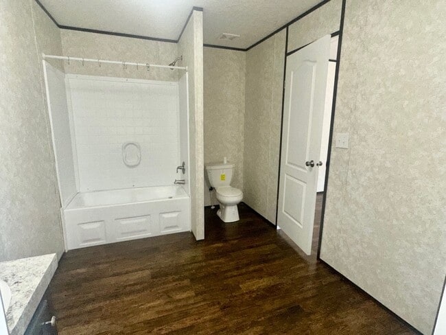 Building Photo - 508 Blakley Dr