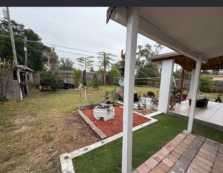 Backyard - 120 N Edgemon Ave