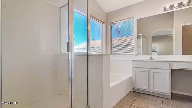 Building Photo - 13132 W Sheridan St