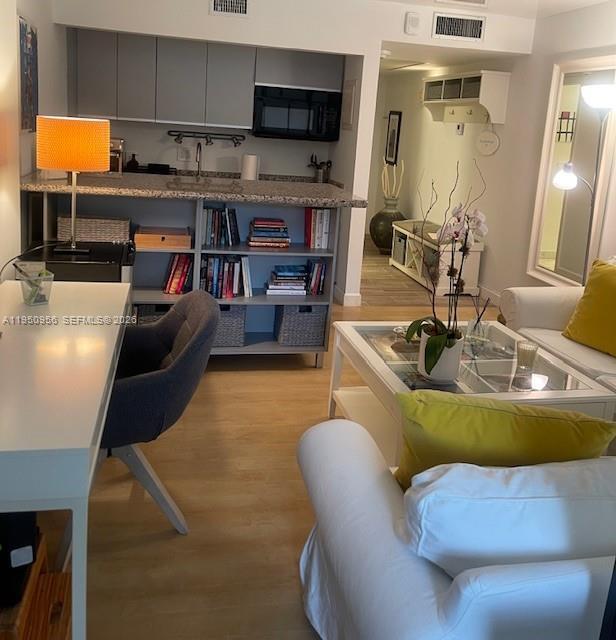 Building Photo - 155 Ocean Ln Dr