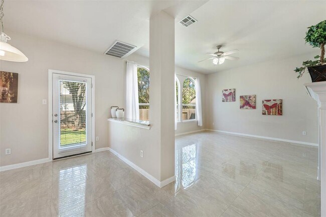 Building Photo - 8807 Priest River Dr