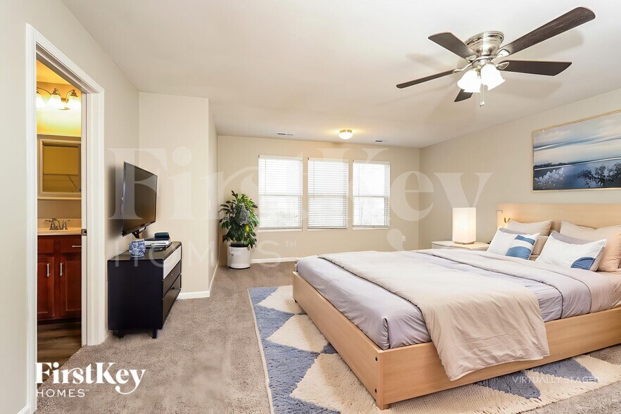 Building Photo - 409 Soaring St