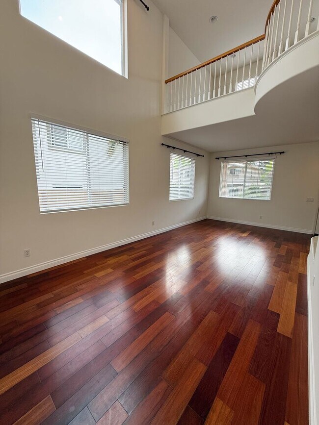 Building Photo - 4 Bed/3 Bath Home for Rent in Carmel Valley!