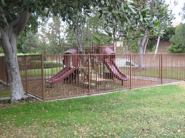 Building Photo - 15353 Maturin Dr