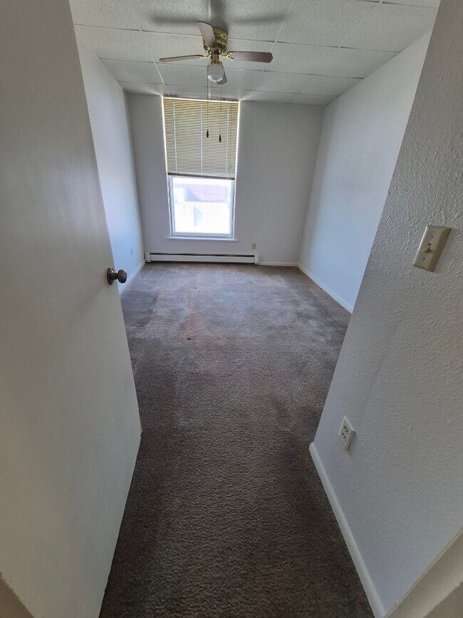 Building Photo - 624 Ludington St