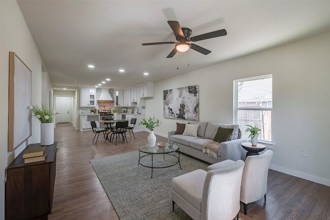 Building Photo - 1101 Anthony St