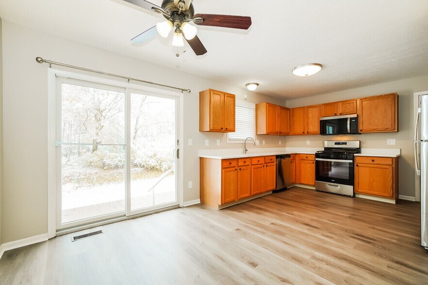 Building Photo - 7140 Calusa Drive