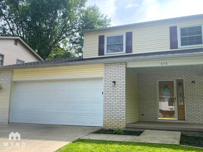 Primary Photo - 656 Congress Ct