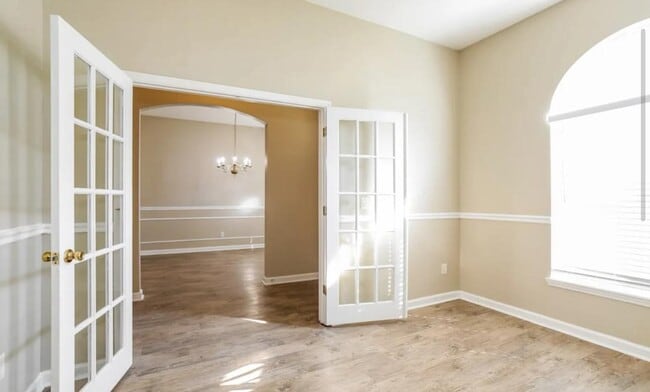 Building Photo - 1827 Prospect Ave