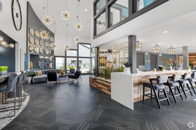 Interior Photo - Raindance
