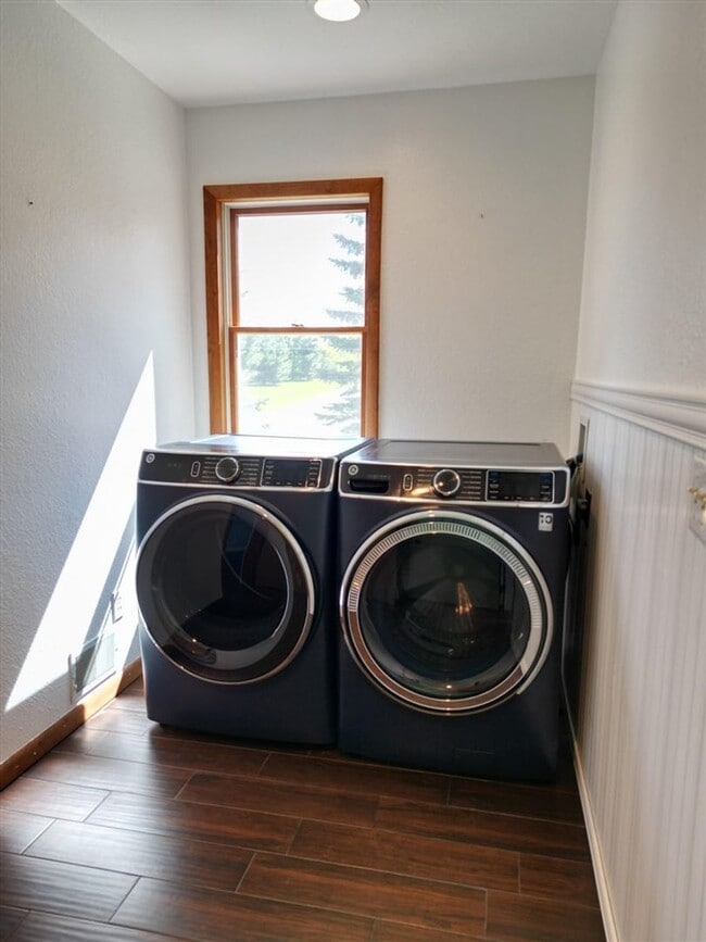 Building Photo - Spacious 5BR Retreat Minutes from Downtown Boyne City