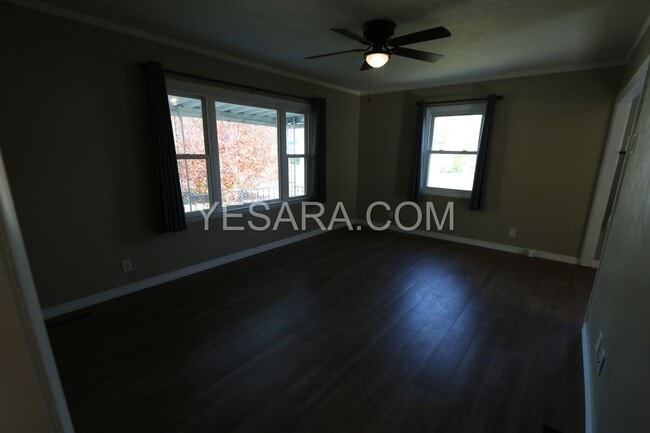 Building Photo - 2 Bedroom 1 Bath House