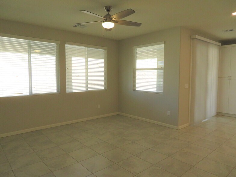 Great Room - view 2 - 1301 Catalina Rdg