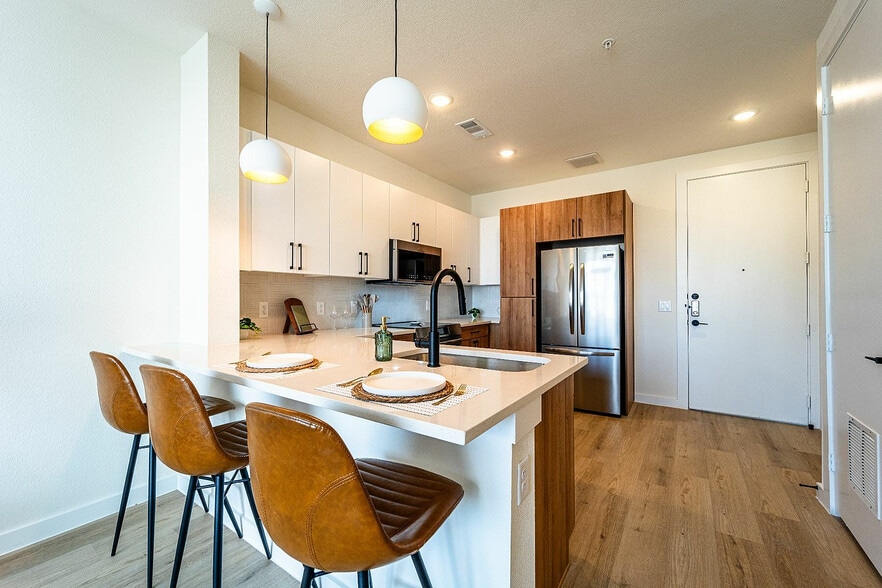 A7401069-HDR - St Mary's & Elmira Flats