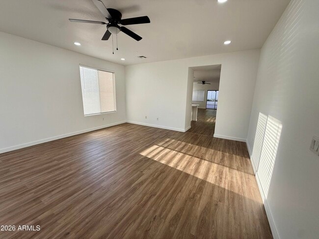 Building Photo - 15238 W Custer Ln