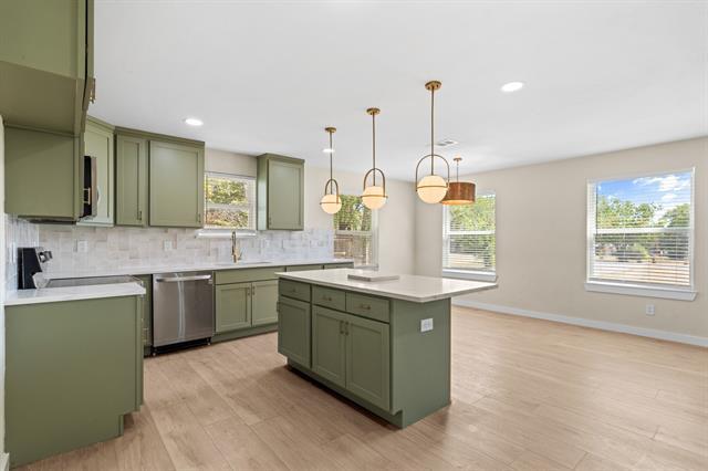 Building Photo - 2417 Arrow Ln