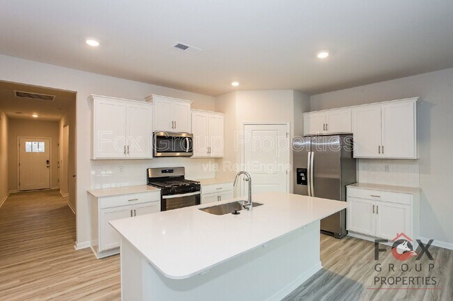 Building Photo - 148 Way Cross Ln