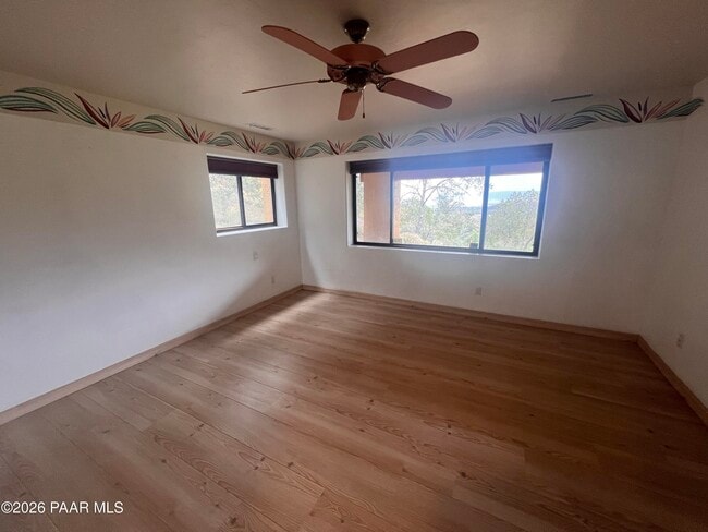 Building Photo - 3160 Rainbow Ridge Dr