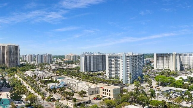 Building Photo - 3750 Galt Ocean Dr