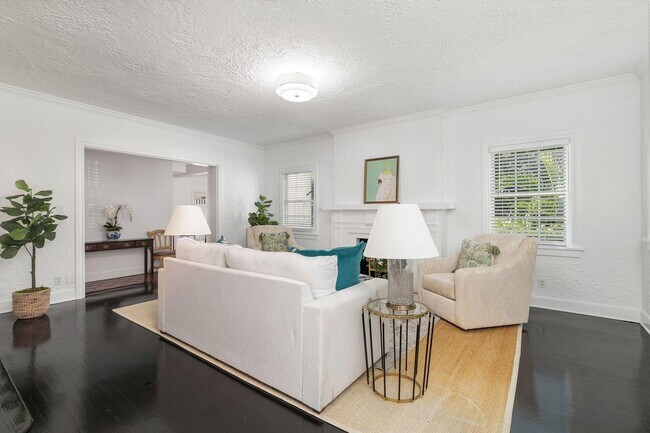 Building Photo - 3020 Vincent Rd