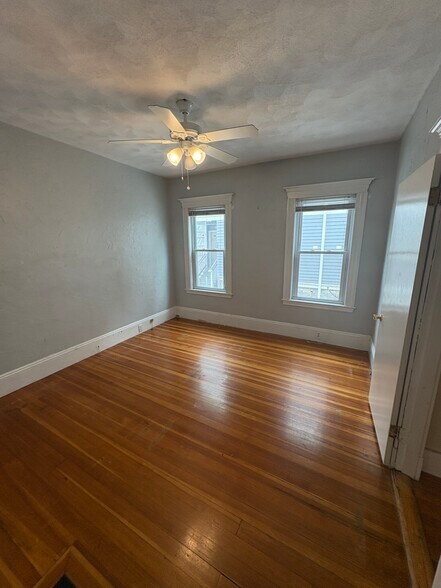 Building Photo - 50 Bromfield Rd