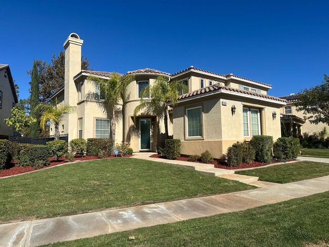 Primary Photo - Lake View, Two Story Home, Located in Gate...