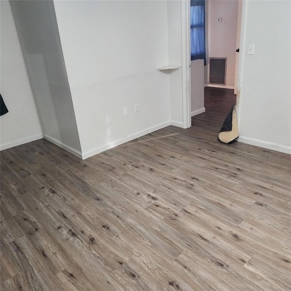 Building Photo - 305 NW 11th Ave