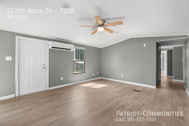 Building Photo - 15200 Arch St