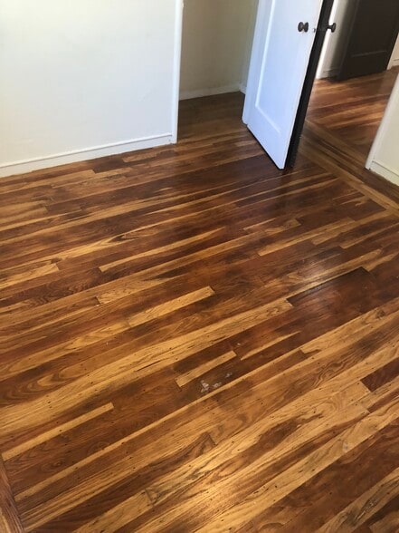 bed room 2 - 3219 King St