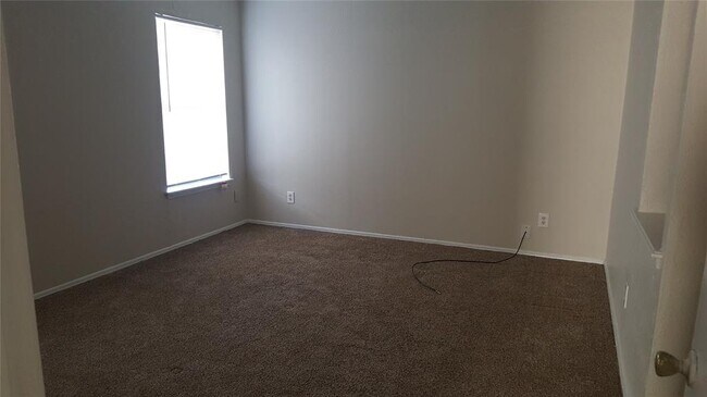 Building Photo - 2015 Bridger Dr