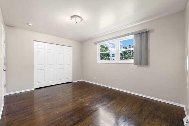 Building Photo - 3308 Birchwood Dr