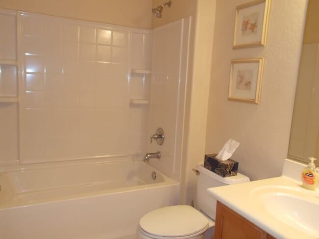 Building Photo - Elegant Single-Story Home in a Gated Community| Spacious, Stylish & Secure