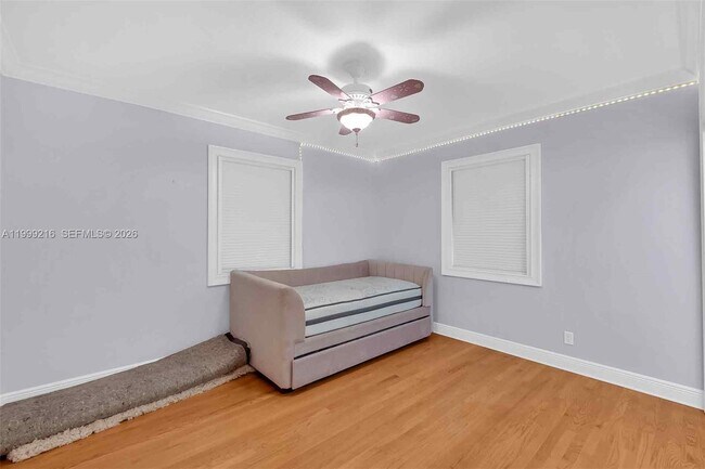 Building Photo - 1160 NE 98th St