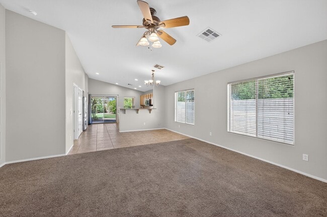 Building Photo - Spacious Gilbert Corner Lot Rental with 4 Bedrooms, Vaulted Ceilings & Private Backyard Retreat