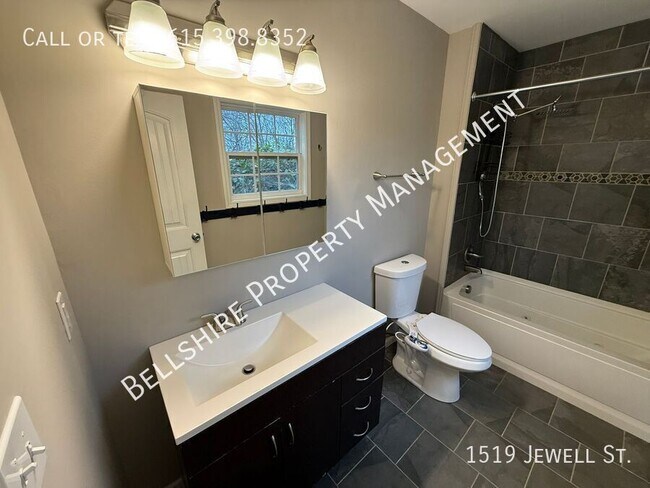 Building Photo - 1519 Jewel St