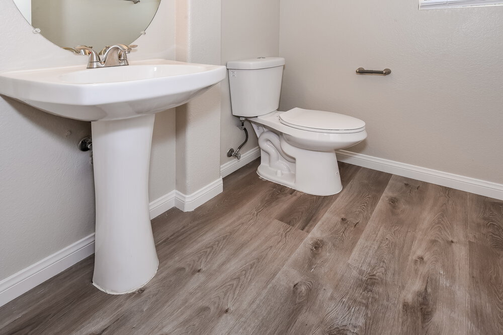 Building Photo - 6033 Highland Gardens Dr