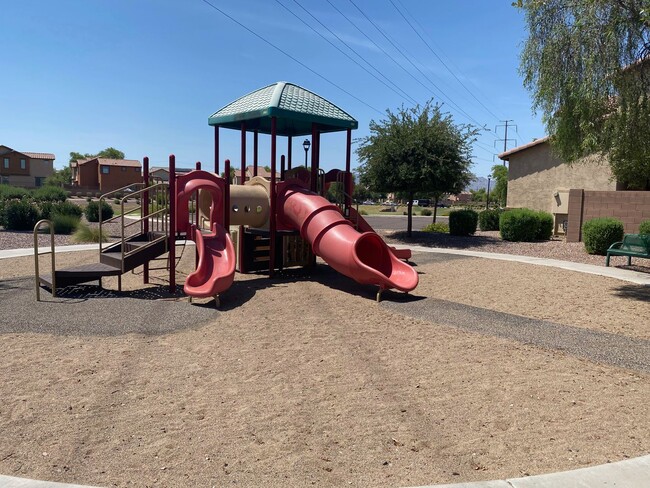 Building Photo - Great Neighborhood!