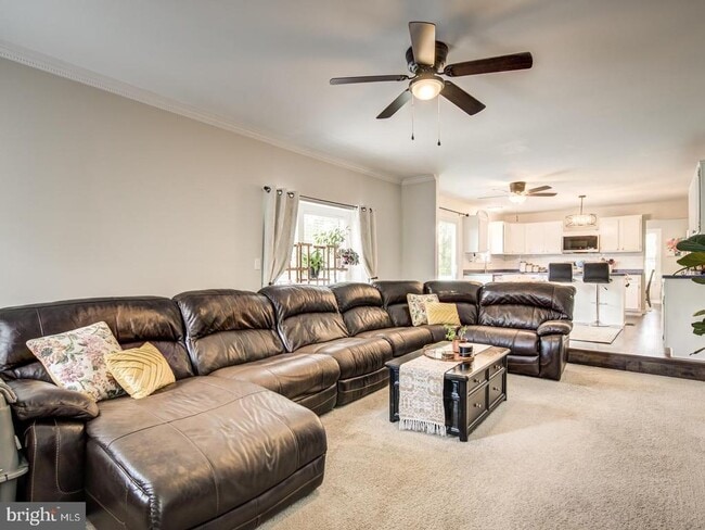 Building Photo - 15744 Beau Ridge Dr