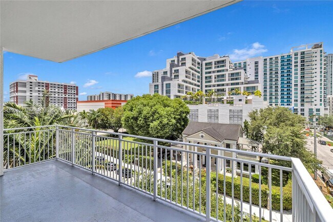 Building Photo - 2275 Biscayne Blvd Blvd