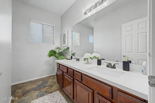 Building Photo - 5030 W St Kateri Dr