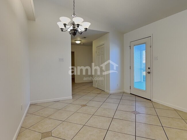 Building Photo - 2114 Post Oak Ln