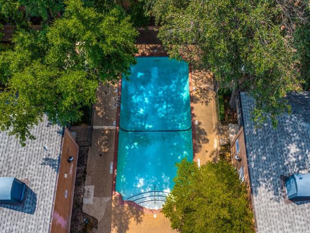 Building Photo - 6011 E University Blvd