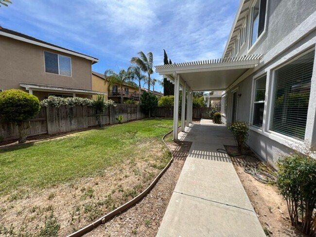 Building Photo - 2912 Medinah Way